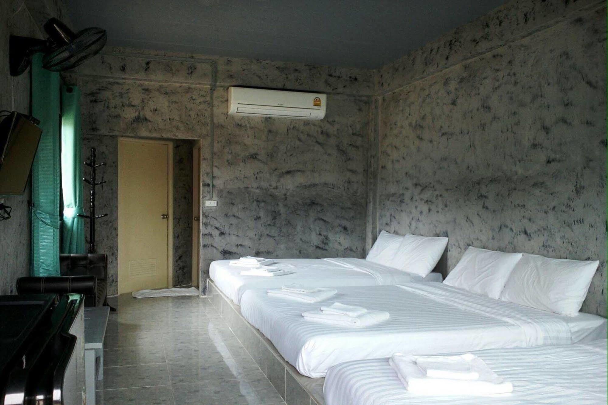 Irak Resort Ao Manao Klong Wan Esterno foto